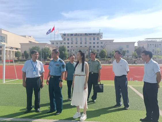 渝水区人武部领导莅临我校指导军训工作